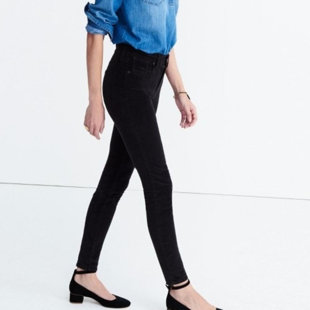 Madewell Black Velvet 9" High Riser Skinny Skinny Jeans 27